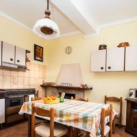 בית נופש Da Pietro באניי די לוקה